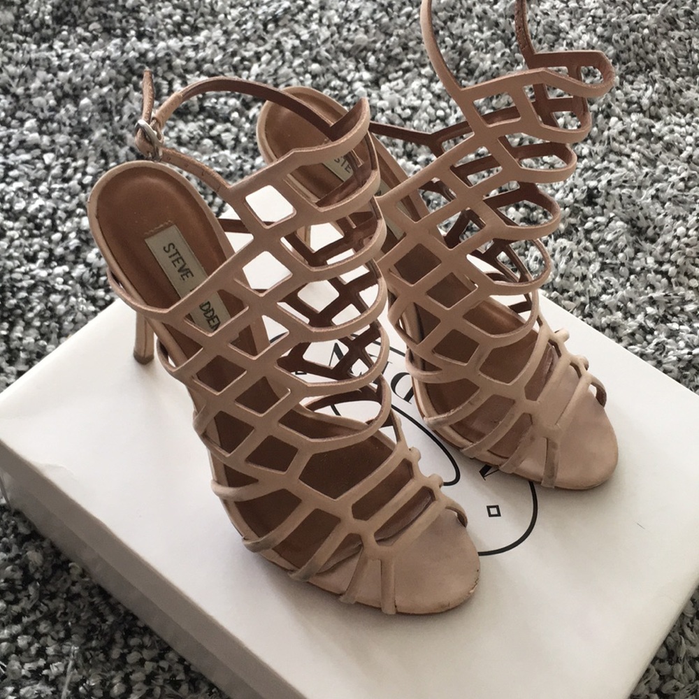 Men’s love this shoe! Sexy!